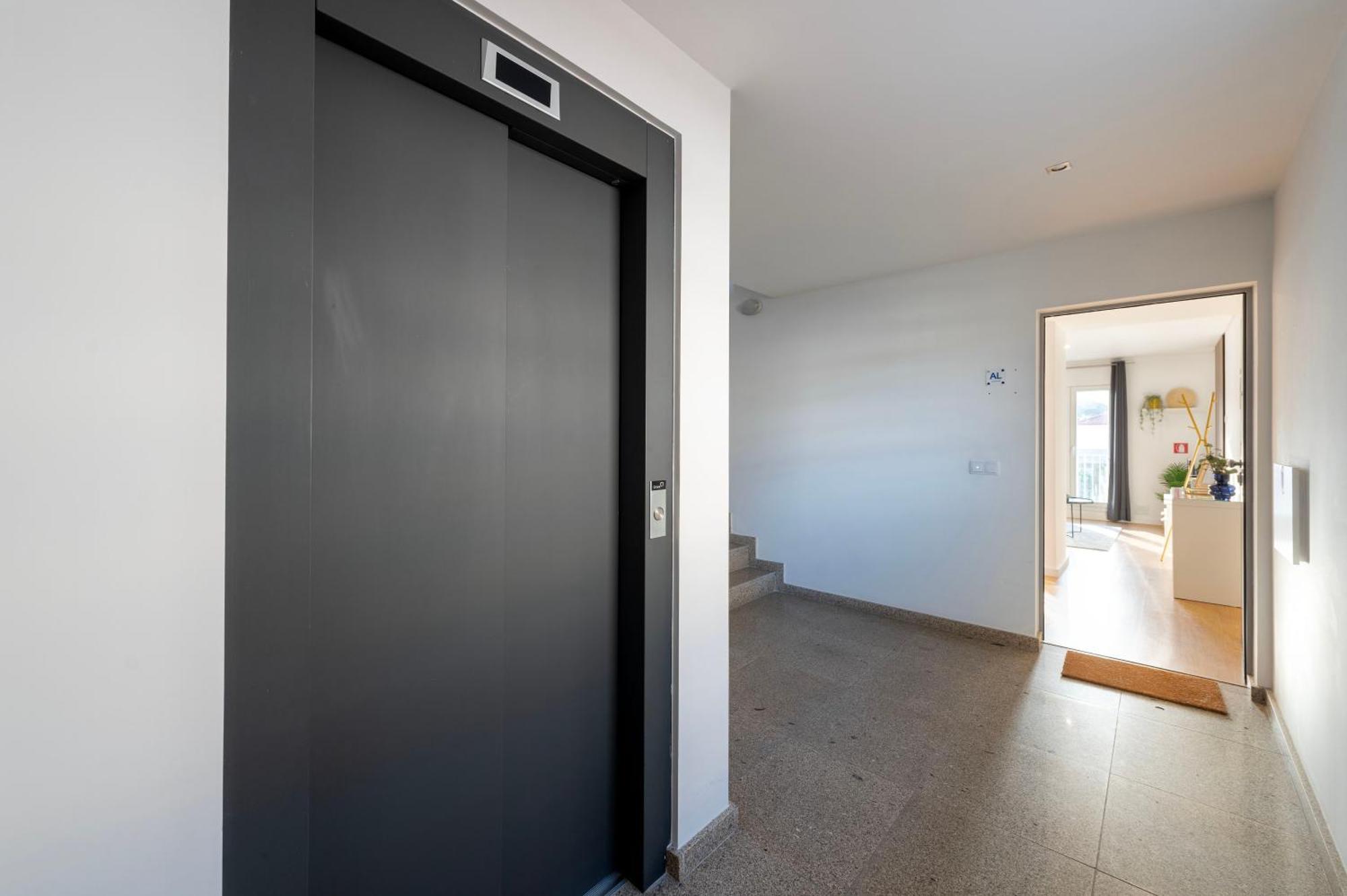 Appartement Joivy Olimpio Studio In The Heart Of The City à OOporto Extérieur photo