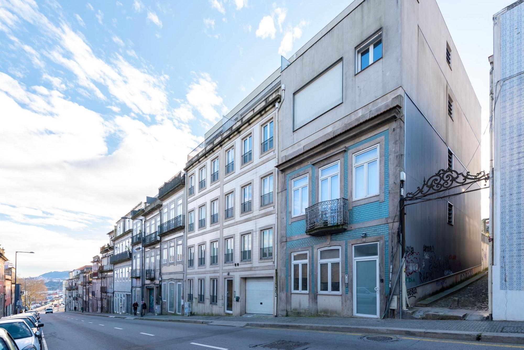 Appartement Joivy Olimpio Studio In The Heart Of The City à OOporto Extérieur photo